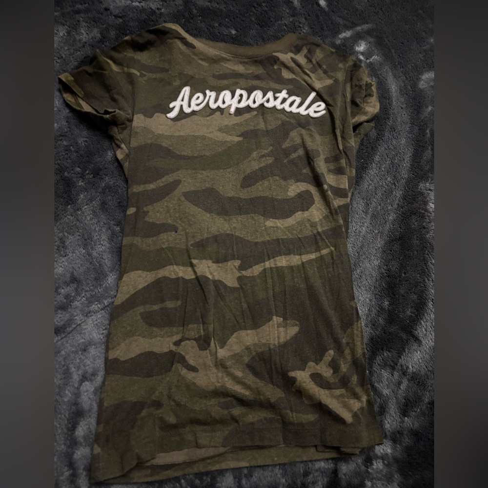 Aeropostale Classic Crew camo tee